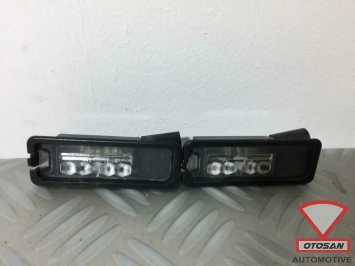 vw-seat-skoda--kentekenverlichting-led-set-1k8943021d