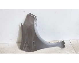 toyota-yaris-2015-rechter-zijscherm-voorscherm-rechts