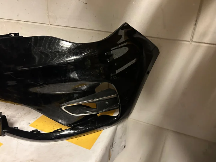 renault-zoe-voorbumper-pdc-2217036x-bumper-2012heden — foto 5