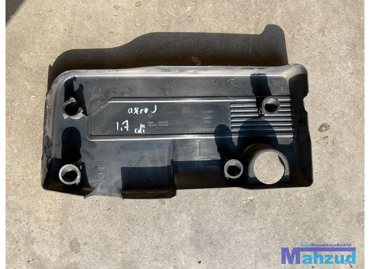 opel-astra-j-17-cdti-afdekplaat-motor-55558826-55558825op