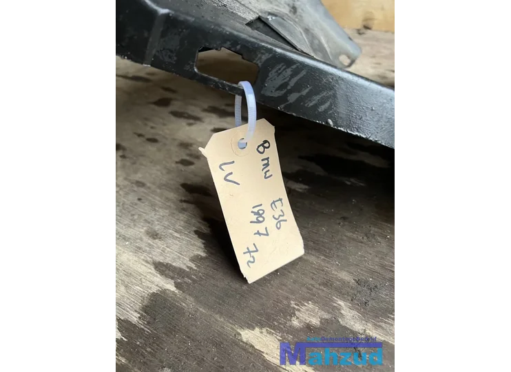bmw-3-serie-e36-links-voor-modderkuip-wielkuip-19901998