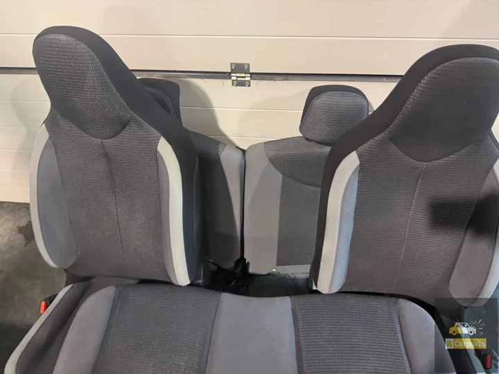 toyota-aygo-facelift-stoelen-set-interieur-set — foto 4
