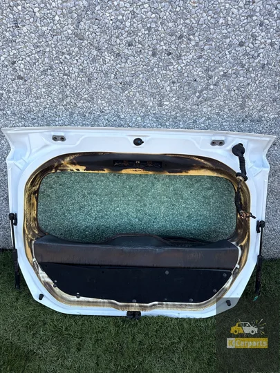 toyota-aygo-x-achterklep-origineel-2023heden-origineel-zwart — foto 2