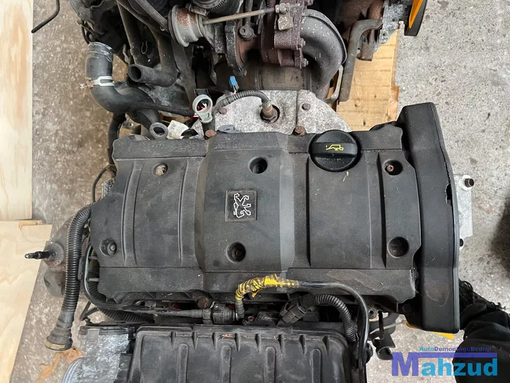 peugeot-307-16-motorblok-motor-nfu-schade — foto 4