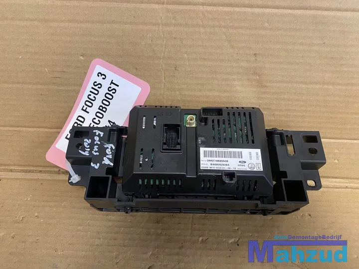 ford-focus-3-st-radio-scherm-display-dashboard-20102020 — foto 2