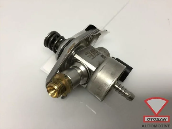 audi-a3-8v-facelift-brandstofpomp-hogedrukpomp-06g127027d