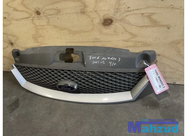 ford-mondeo-3-zilver-60-6o-grille-20002007