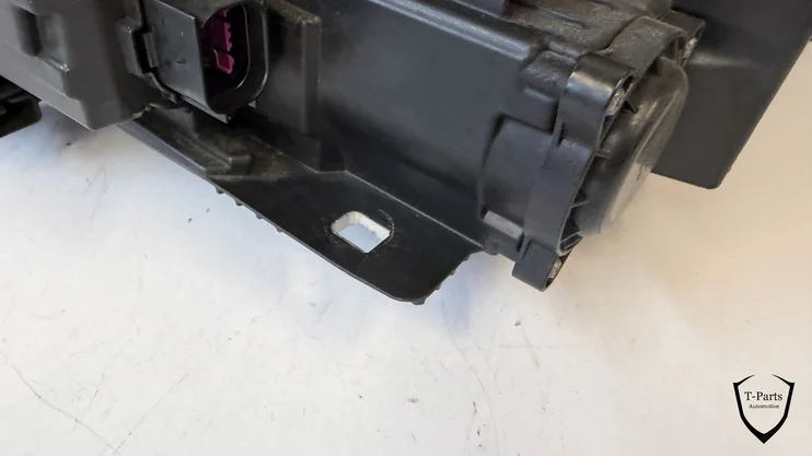 rechts-koplamp-audi-q2-lift-led-matrix-81a941036 — foto 12