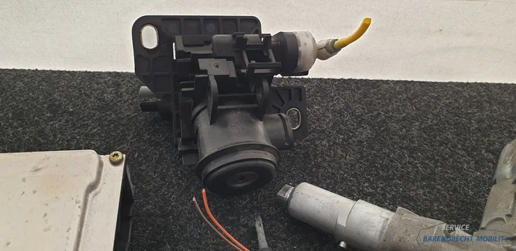 slotenset-met-ecu-r170-slk-200-mercedes-0285454132-sleutel-immo-motorcomputer-m111946-136pk — foto 6