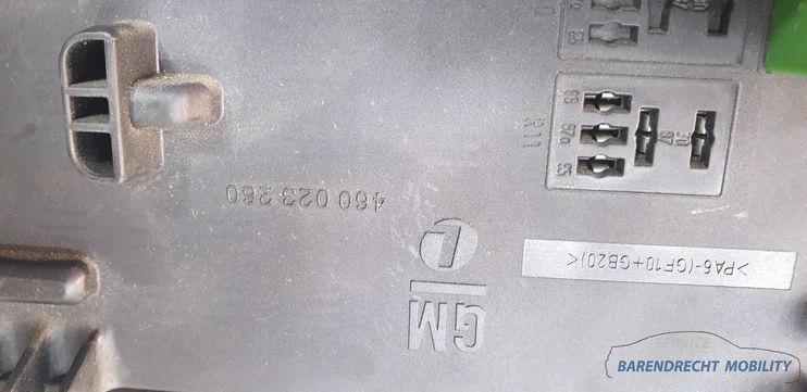 zekeringkast-opel-signum-vectra-c-09228740-13170895-origineel-gebruikt-2002-2008 — foto 9