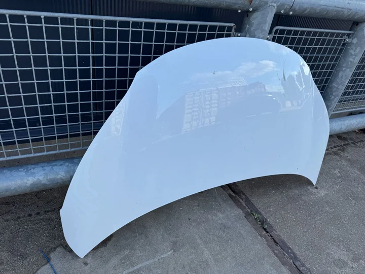 toyota-aygo-x-motorkap-origineel-2022 — foto 5