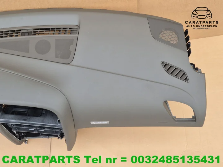 8t1857041f-8t1857003c-8t1857003d-audi-a5-dashboard-a5 — foto 4
