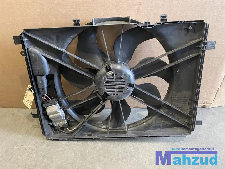 mercedes-eklasse-r207-22-cdi-koelvin-0130307185 — foto 5