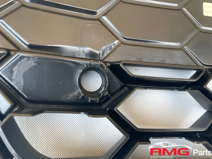 audi-a4-b9-8w-s-line-grill-zwart-logo-origineel-8w0853651-eb — foto 6