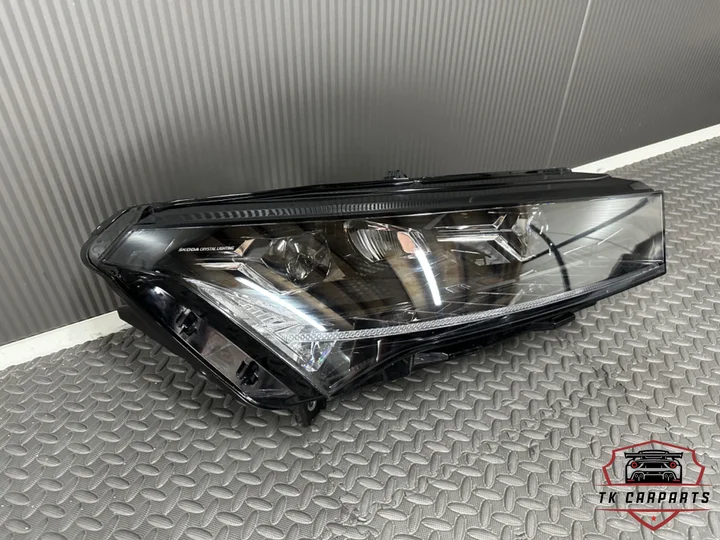 skoda-enyaq-full-led-rechts-5lb941016g-crystal-lighting — foto 2