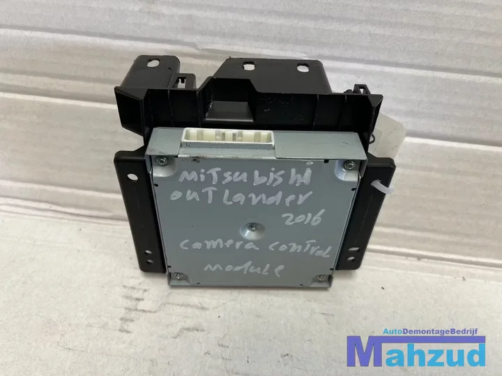 mitsubishi-outlander-phev-camera-module-2015 — foto 3
