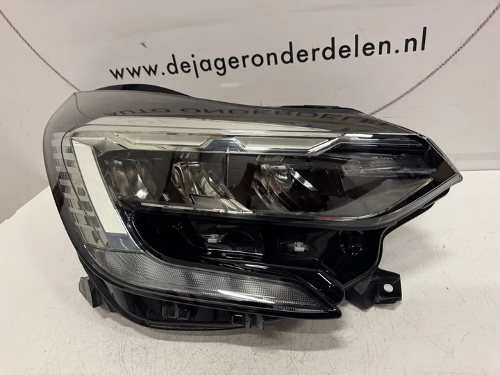 renault-captur-ii-koplamp-led-pure-vision-260104095r-rechts — foto 2