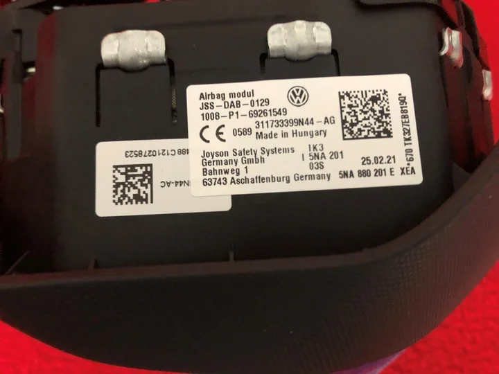 vw-golf-8-r-stuur-met-airbag-r-line-dsg-stuurverwarming — foto 10