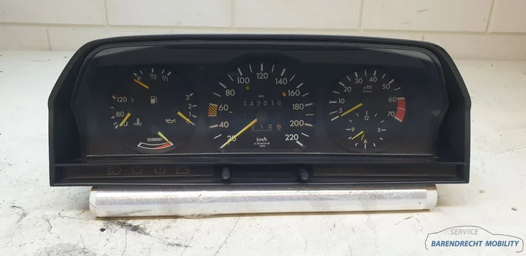 kmteller-cockpit-toerenteller-w201-190-mercedes-2015402347-origineel-gebruikt-1982-1993 — foto 2