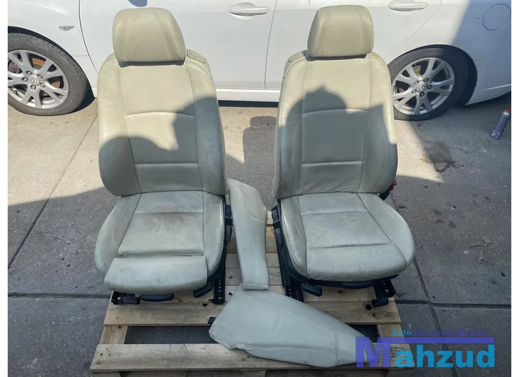 BMW 1 serie E81 compleet leer leder interieur 3 deurs