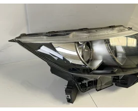 nissan-qashqai-j11-koplamp-led-rechts-10018013-beschadigd — foto 4