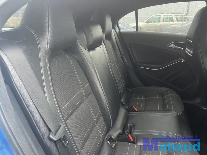 2013-mercedes-a-klasse-w176-18-a200-cdi-651901-onderdelen-blauw — foto 10