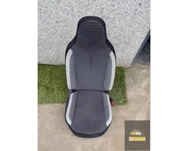 stoel-rechts-totoya-aygo-bestuurders-stoel-citroen-c1 — foto 2