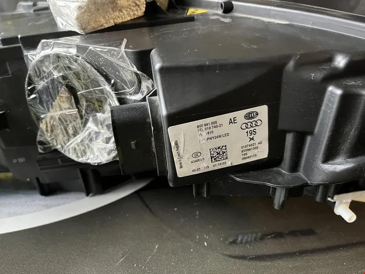 audi-a3-8v-xenon-led-koplamp-links-en-rechts-origineel — foto 16