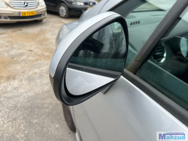 peugeot-308-1-zilver-ezrc-links-spiegel-20072014 — foto 2