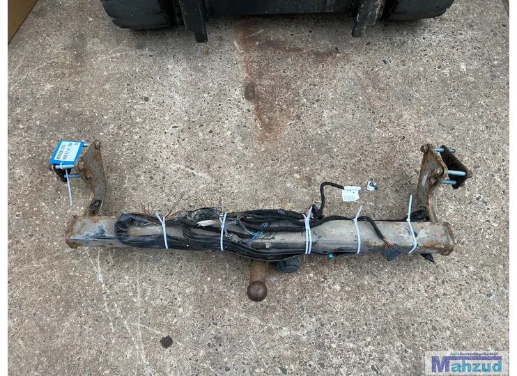 Barre de remorquage MERCEDES VITO W639 2003-2009