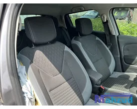 2016-renault-clio-4-onderdelen-grijs-tekng-demontage — foto 7