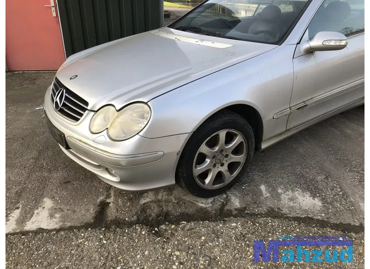 MERCEDES CLK C209 GRIJS 744 koplampen links zijscherm voorscherm
