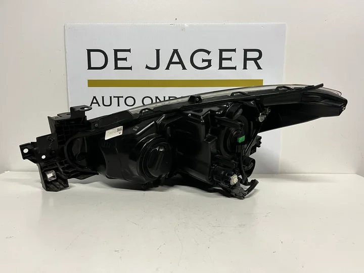 mazda-3-koplamp-rechts-hallogeen-bhr1-51030 — foto 6