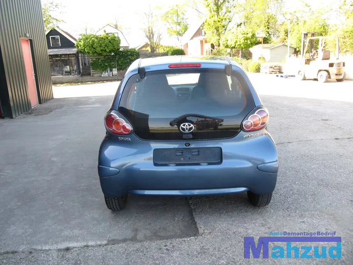 2009-toyota-aygo-10-8r3-demontage-sloop-in-onderdelen-245 — foto 5