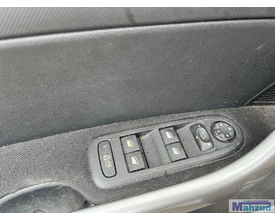 peugeot-308-1-16-16v-eps-zilver-ezrc-demontage-sloop-onderdelen — foto 22
