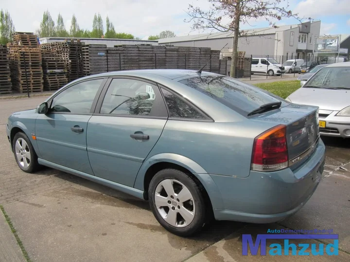2005-opel-vectra-c-19-cdti-demontage-sloop-71 — foto 5