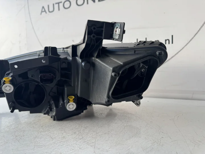 cupra-born-10f-led-koplamp-rechts-10f941008k — foto 4