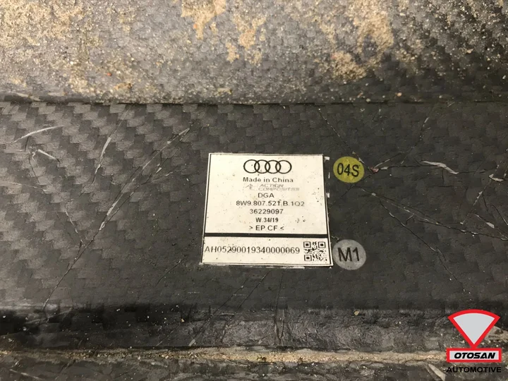 audi-rs4-a4-8w-avant-rs4-carbon-diffuser-origineel-8w9807521b — foto 6