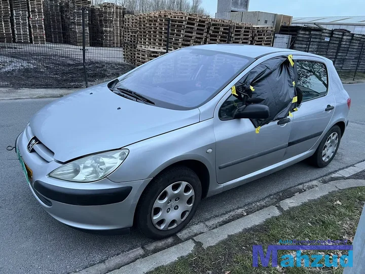 peugeot-307-14-kfw-eycc-zilver-sloop-onderdelen-motor — foto 3