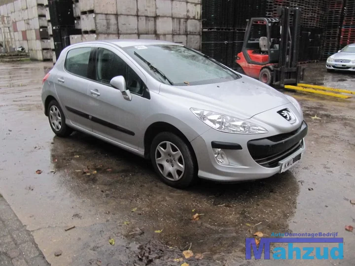 2010-peugeot-308-16-16v-vti-demontage-sloop-229 — foto 8