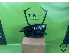 mazda-cx30-cx30-koplamp-links-lamp