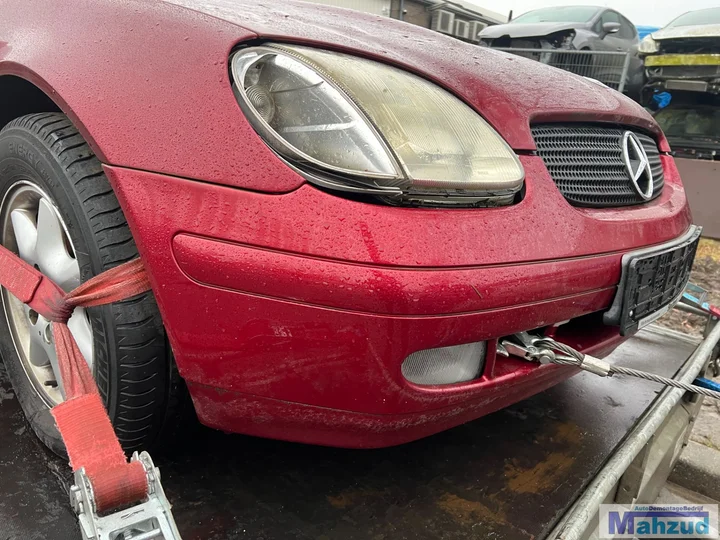 mercedes-slk-r170-rood-h582-voorbumper-19962000 — foto 2