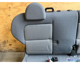 mitsubishi-colt-6-interieur-5deurs-stoel-bank-20032009 — foto 9
