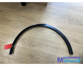 land-rover-discovery-5-v-l462-links-voor-wiel-rand-strip-2017-2022