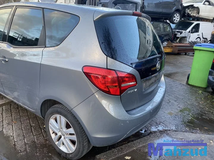 2011-opel-meriva-b-17-cdti-a17dts-z40w-onderdelen-demontage — foto 4