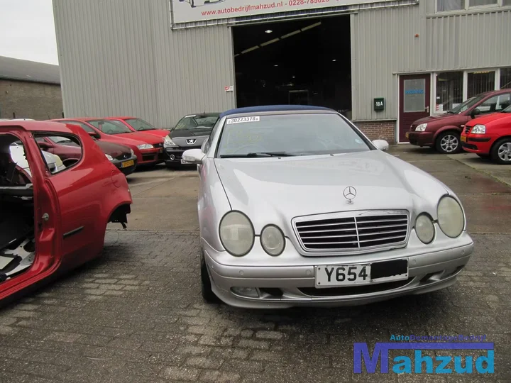 2001-mercedes-a208-clk-320-32-demontage-sloop-33 — foto 8