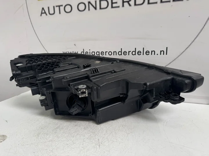 audi-e-tron-4ke-vol-led-koplamp-links-4ke941039c — foto 6