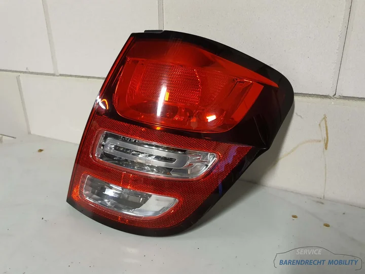 achterlicht-citroen-c3-rechts-origineel-nette-staat-gebruikt-2009-2019 — foto 5
