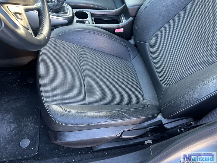 opel-astra-j-dashboard-delen — foto 14