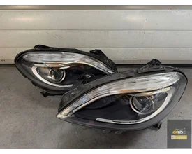 a2468207261-mercedes-bklasse-w-246-bi-xenonlamp-links-rechts-compleet-untwisted